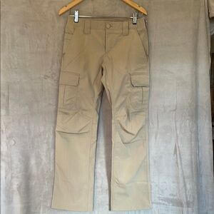 UNDER ARMOUR WOMEN'S STORM PANTS